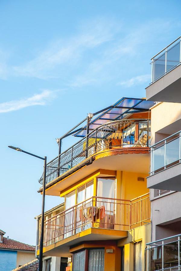 Nessebar'S New Town Top Centre 2-Bdr Apartment By Flаt Manаger Exterior photo